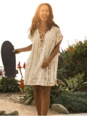 Sand Cloud Daisy Stripe Beach, pool Cover Up One Size